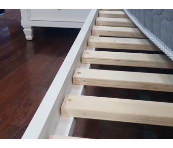 Tamarack Timber Bedroom in White - Suite Option